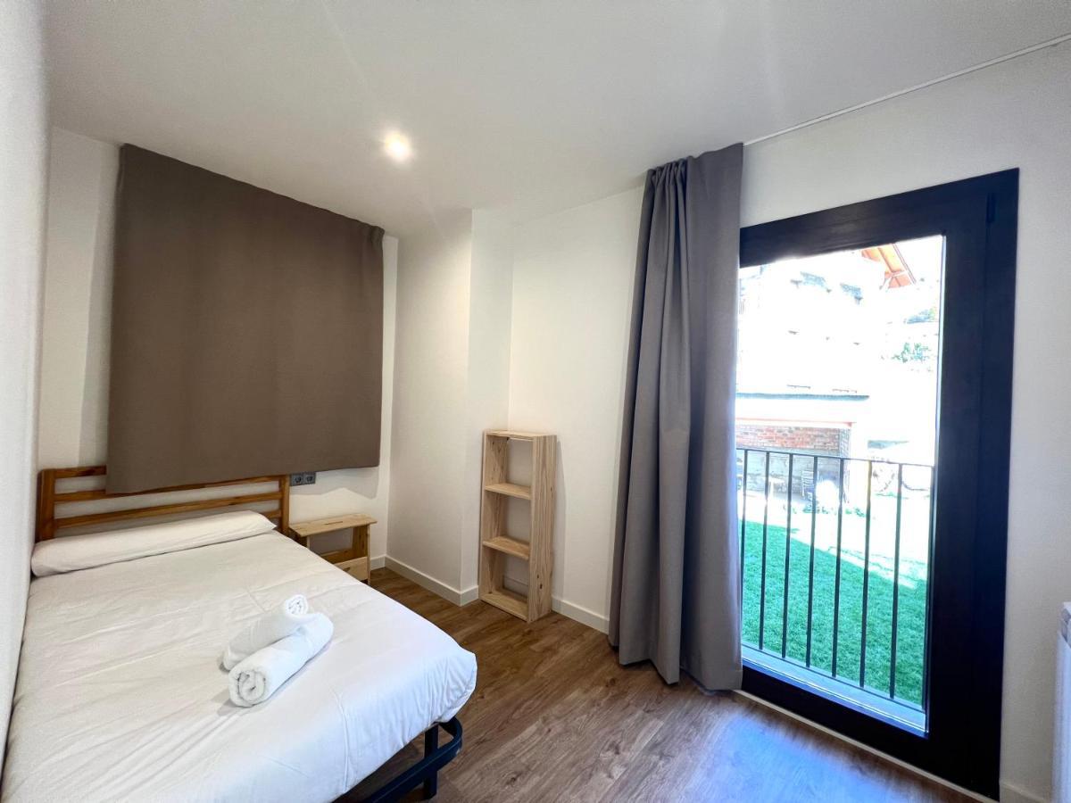 Espot Cowork & Apartments - L'Amfitriona Exterior foto